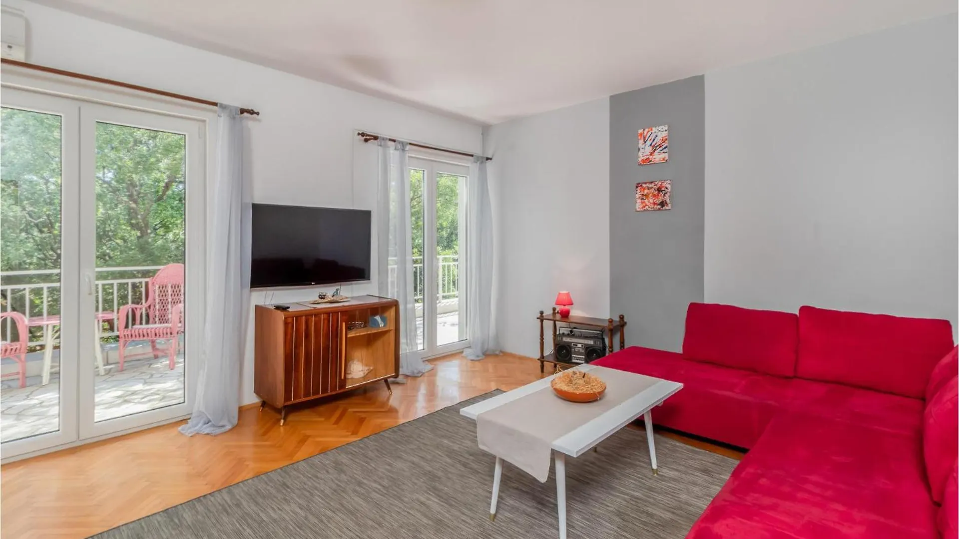 5 Bedroom Awesome Home In Povile Nyaraló